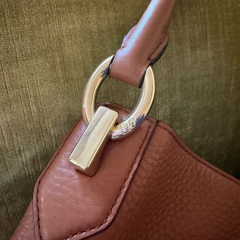 DVF Diane von Furstenberg Brown Leather Shoulder Bag Tote - Picture 6 of 8